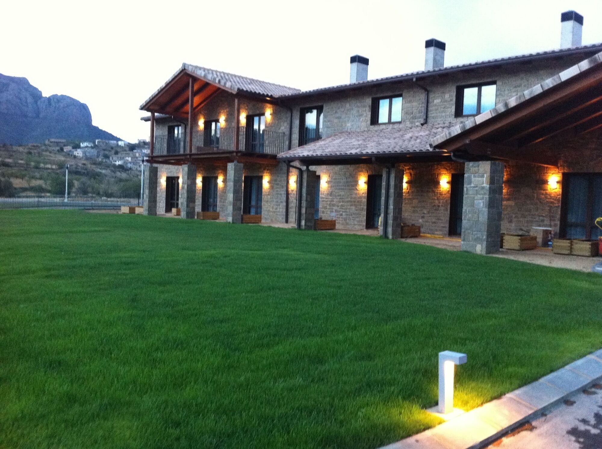 Hotel Spa Aguas De Los Mallos Murillo de Gállego Eksteriør bilde